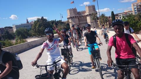 Con el Aula de la Bici talleres de voluntariado a extranjeros